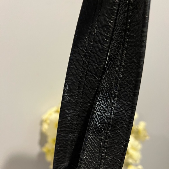 Coach East /West handbag - Picture 7 of 9